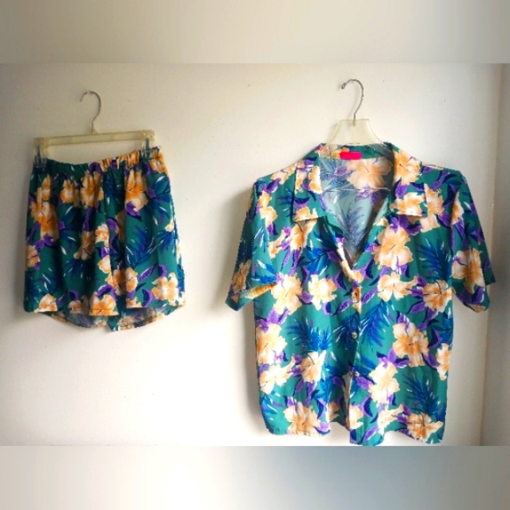 Tropical flower short set